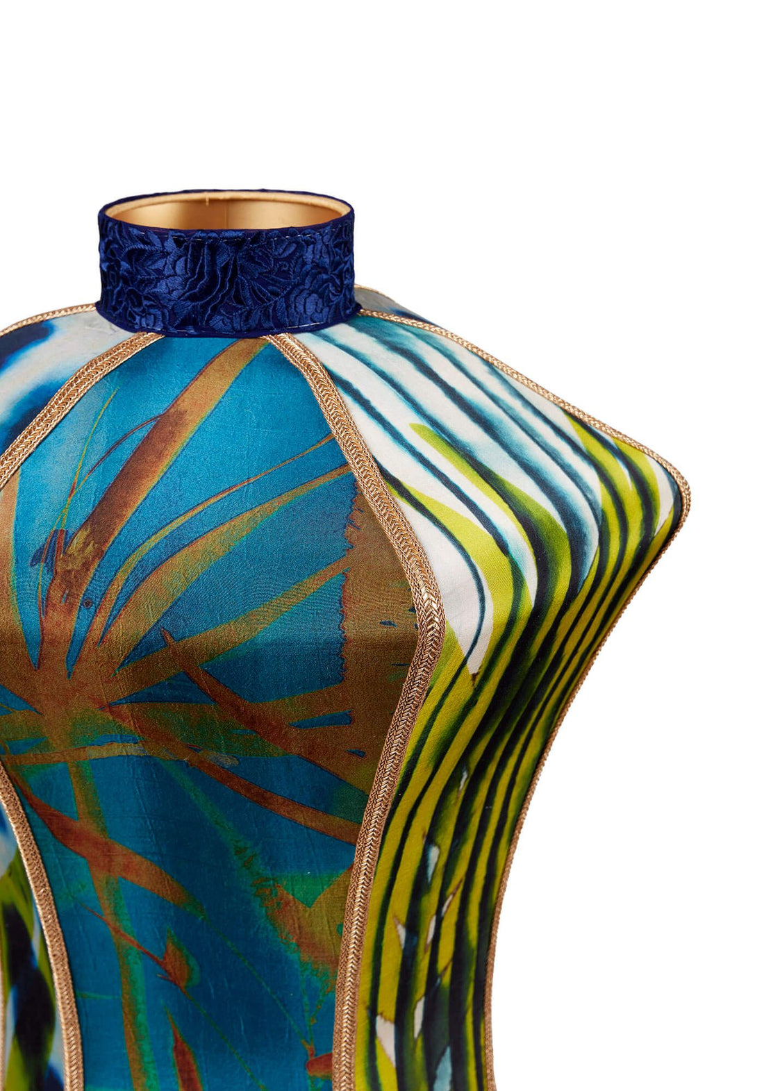 Lamp Skardu Medium Silk Papyrus
