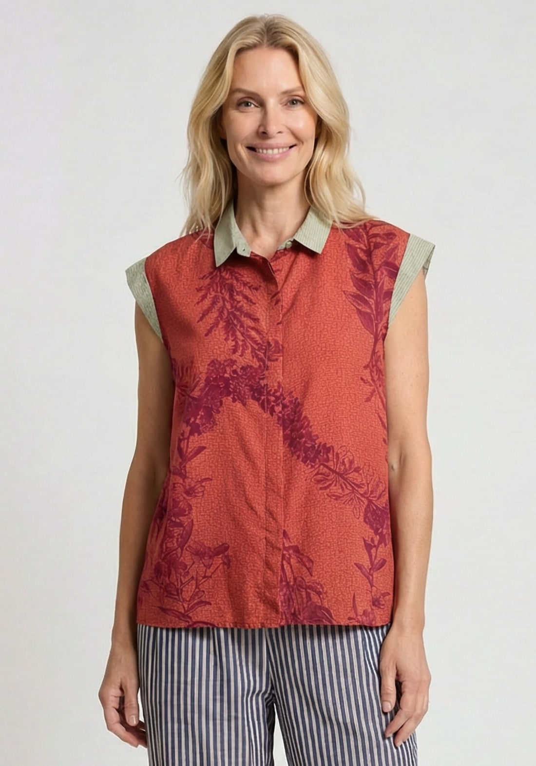 Shirt Anna Short Sleeves Flowers Crown Burnt Ochre